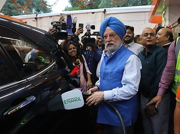 India launches E85 fuel at ₹20/litre discount, targets 5,000 retail outlets by 2027