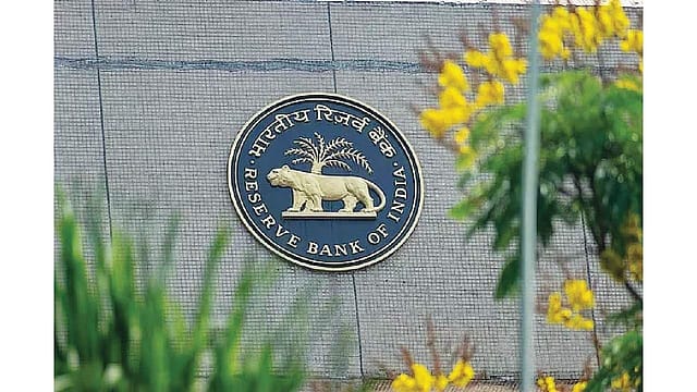 Explained: RBI’s new consumer protection rules for selling financial products - What they mean for bank and NBFC customers Explained: RBI’s new consumer protection rules for selling financial products - What they mean for bank and NBFC customers