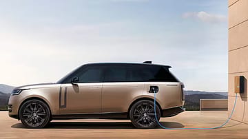 JLR targets double-digit revenue growth, £1.7 billion cost savings as Tata-owned carmaker bets on US expansion