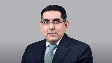 Axis Bank CFO Puneet Sharma resigns, to step down on August 31