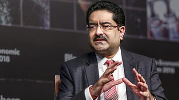 Grasim to acquire Shell-backed Sprng Energy in ₹17,200-crore deal