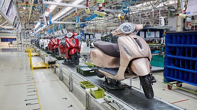 Bajaj Auto targets FY28 electr Bajaj Auto targets FY28 electr