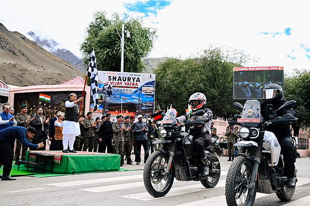 Jawa Yezdi, Indian Army comple Jawa Yezdi, Indian Army comple