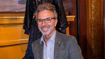 Au Revoir, Olivier Echaudemais