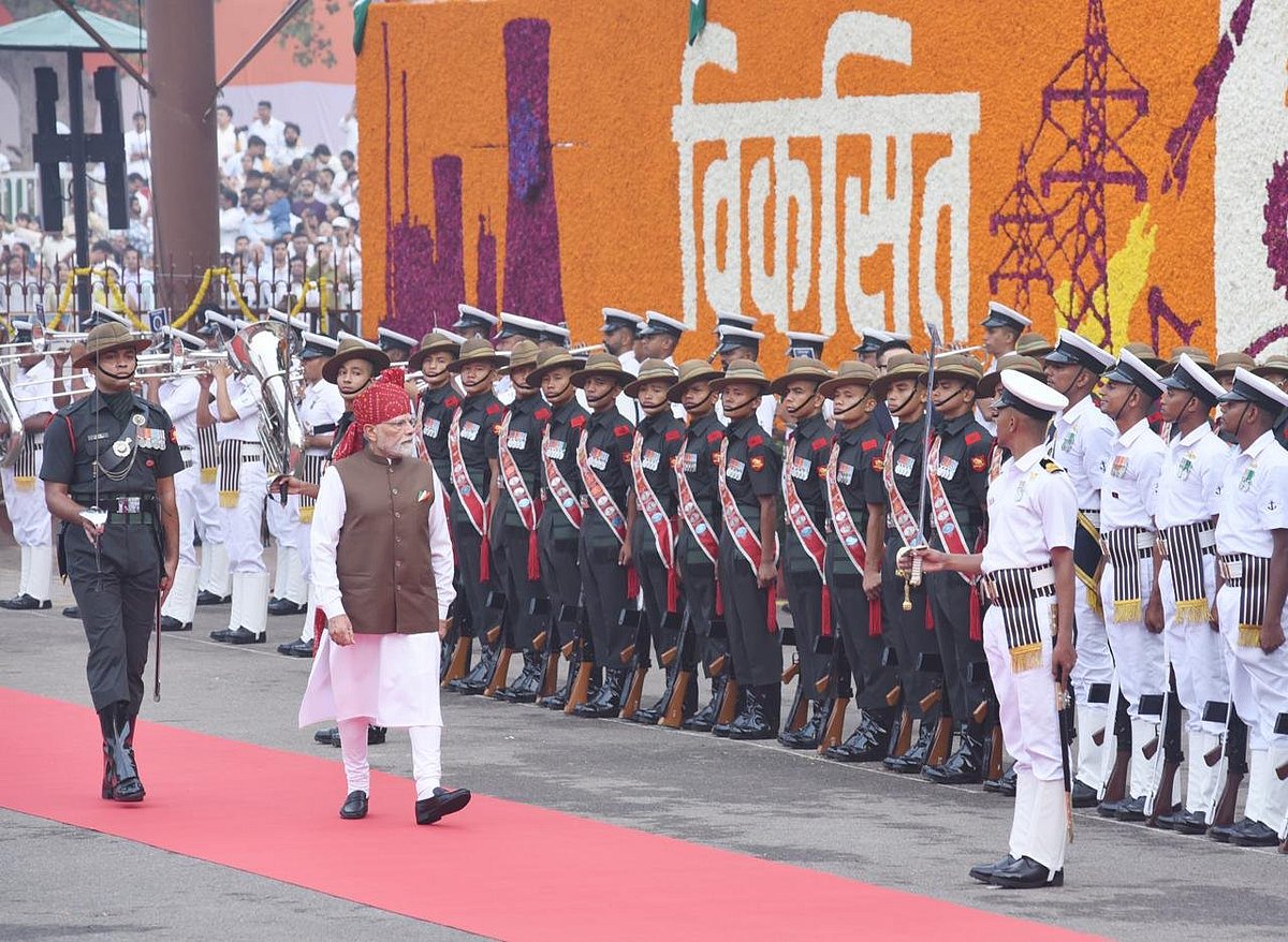 PM Modi sets goal of 50 Indian firms in Fortune 500 within a decade; Indian bank, pharma company should rank among world's top five
