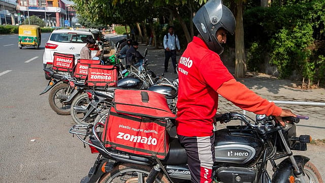 Zomato bans analogue dairy dis Zomato bans analogue dairy dis