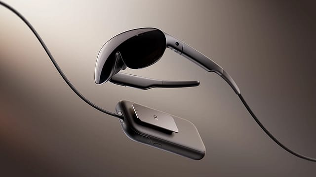 Beyond the smartphone: Meta un Beyond the smartphone: Meta un