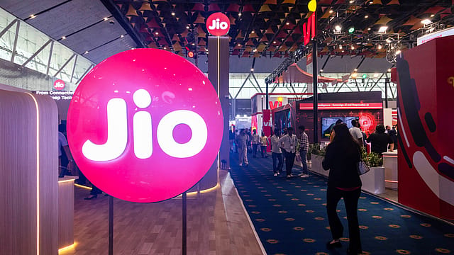RIL to spend $15 billion annua RIL to spend $15 billion annua