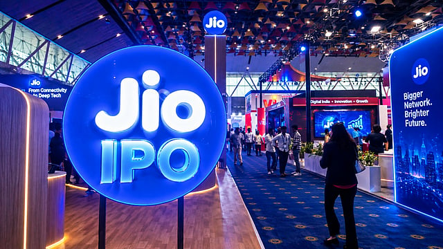 Jio Platforms Limited Debuts on Stock Market with 21% Premium
