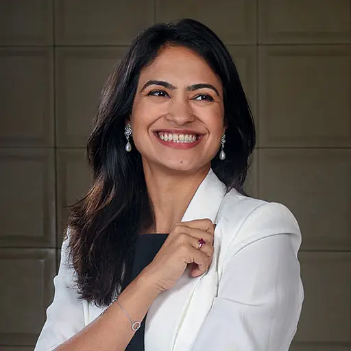 Avantika Saraogi-Executive Director