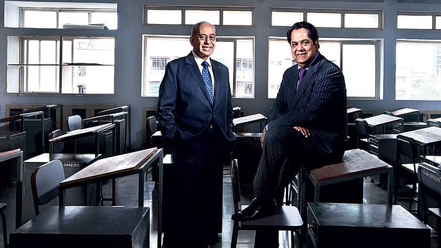 The school for bankers The school for bankers