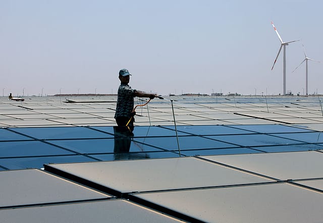 Solar-wind hybrid power priority in capacity addition