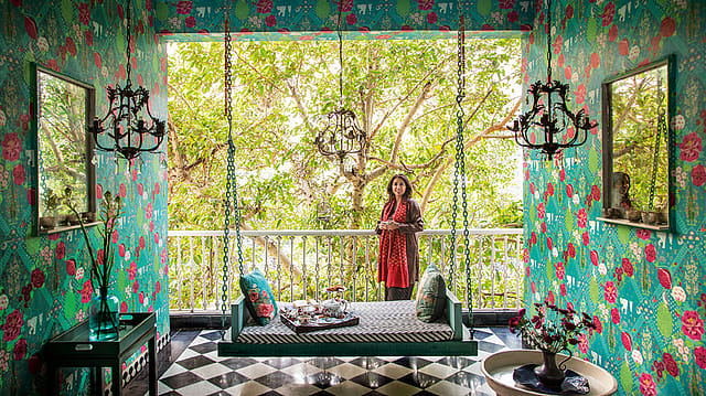 Giving wings to Good Earth Giving wings to Good Earth