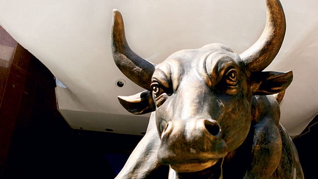 Brokerages fight for survival Brokerages fight for survival