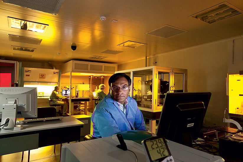 The man who loves to think small