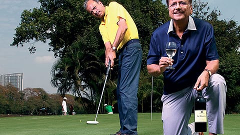 It’s all about the drive: Grover Zampa MD Kapil Grover (standing) with CEO Ravi Jain.