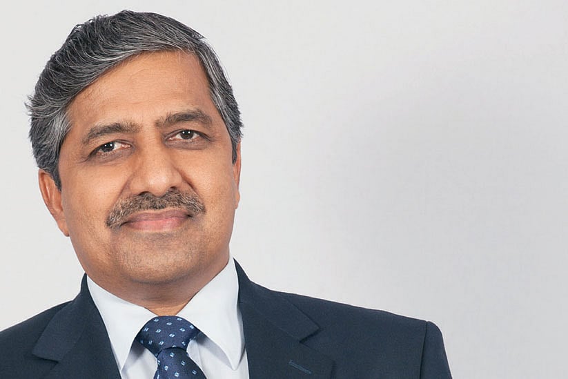 India must take advantage of low prices