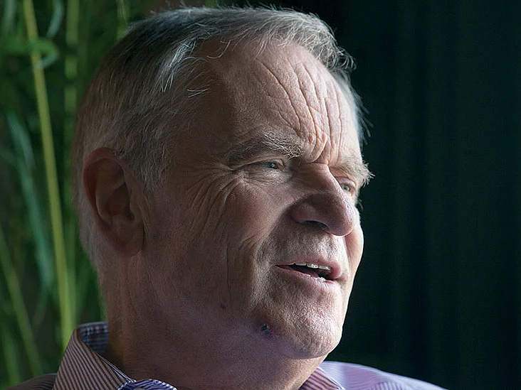 Jeffrey Archer wants to stick to writing and not get involved in publishing.