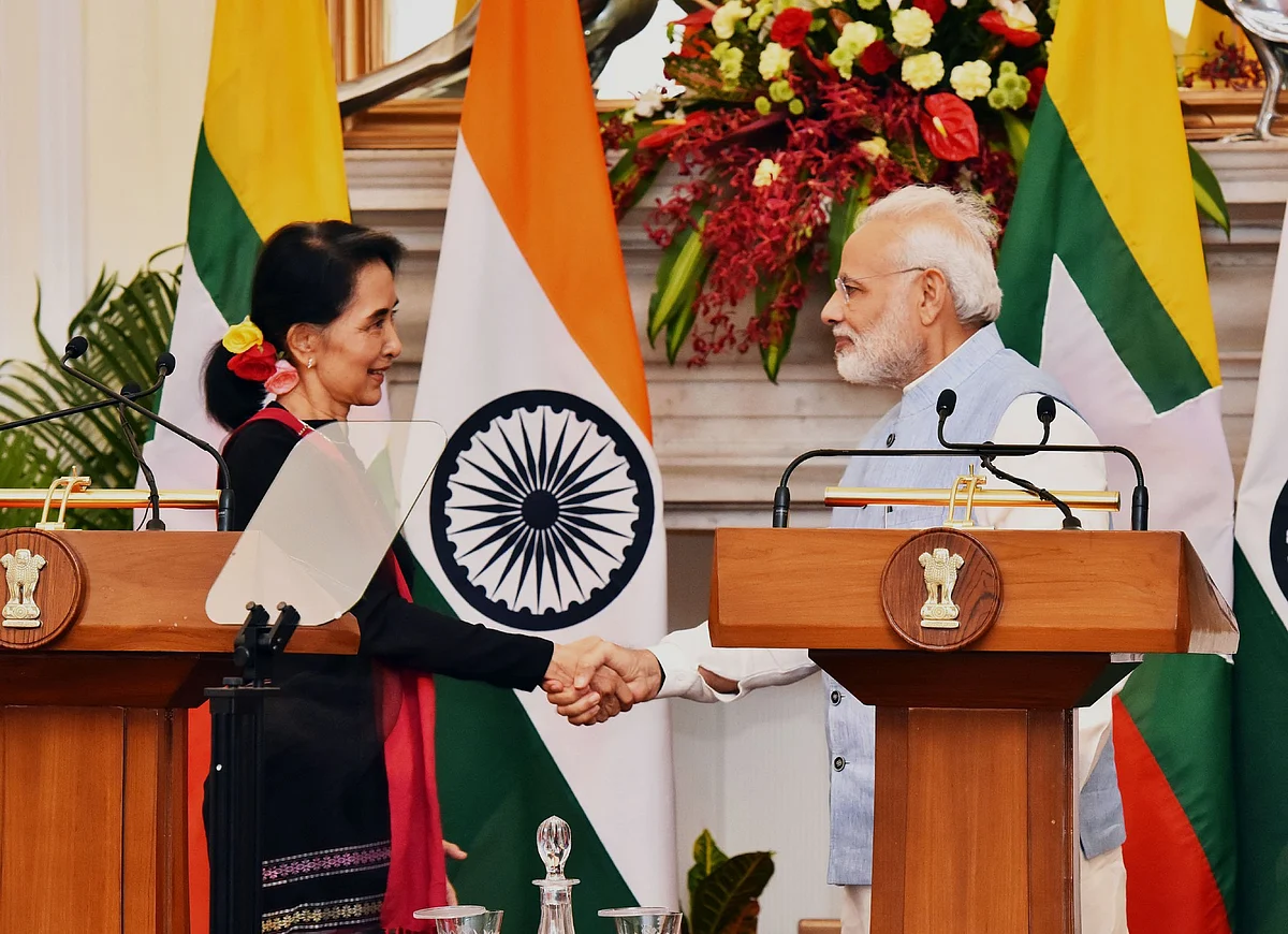 The Prime Minister, Shri Narendra Modi with the State Counsellor of Myanmar, Ms. Aung San Suu Kyi, at Hyderabad House, in New Delhi last year. &nbsp; &nbsp; &nbsp; &nbsp; &nbsp; &nbsp;   