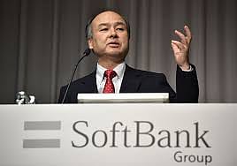  Softbank’s Son praises Flipkart, Paytm