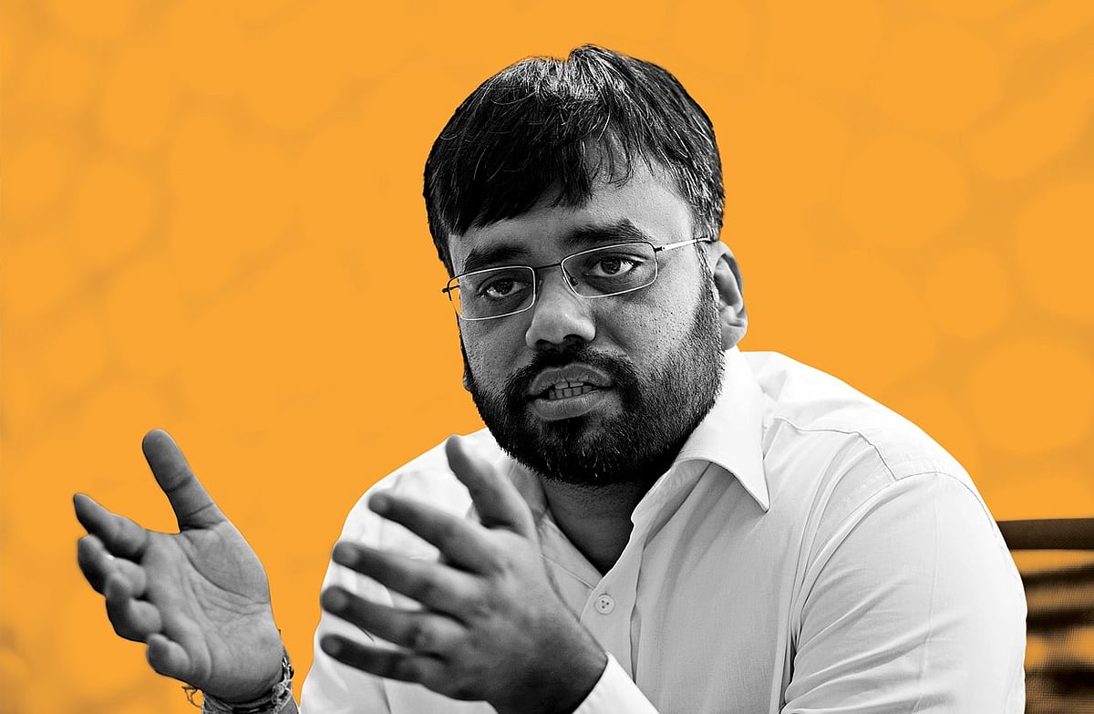 Relay trucking drives in