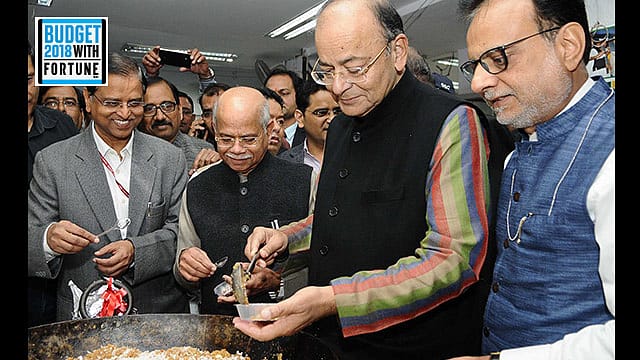 Can disinvestment raise Rs 1 lakh crore? Can disinvestment raise Rs 1 lakh crore?