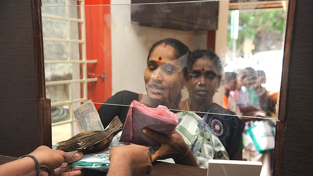 Smaller banks, bigger pains Smaller banks, bigger pains