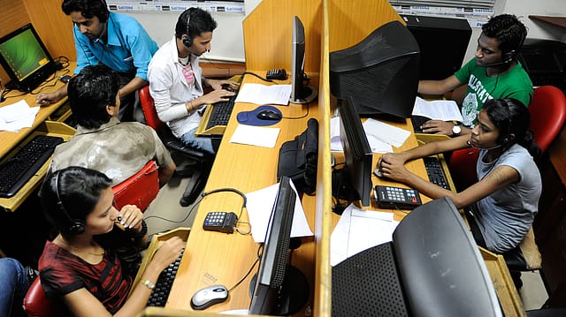 Job market shows signs of recovery Job market shows signs of recovery