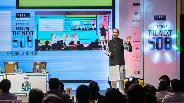 Jayant Sinha presents new development model for India Jayant Sinha presents new development model for India