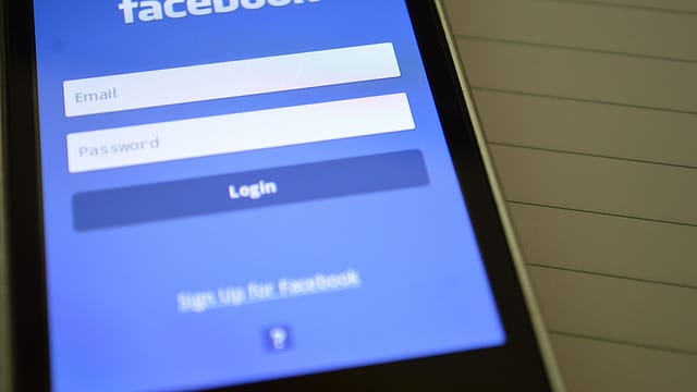 Facebook: Fall from grace Facebook: Fall from grace