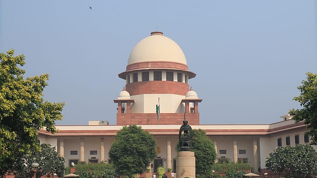 Supreme Court virtually shuts the door on Ruia attempt to get back Essar Steel Supreme Court virtually shuts the door on Ruia attempt to get back Essar Steel