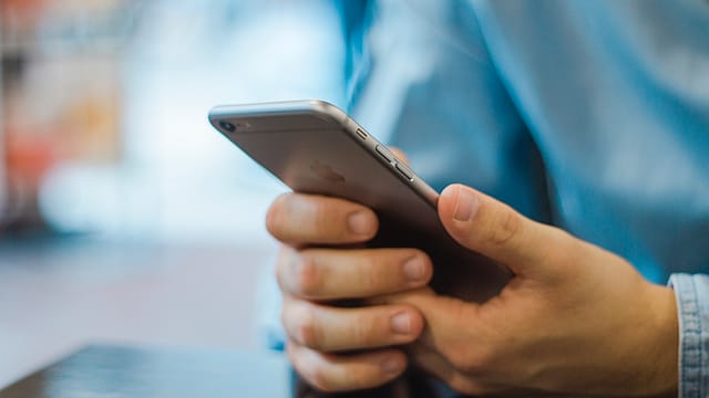 China’s cashless challenge to the West China’s cashless challenge to the West