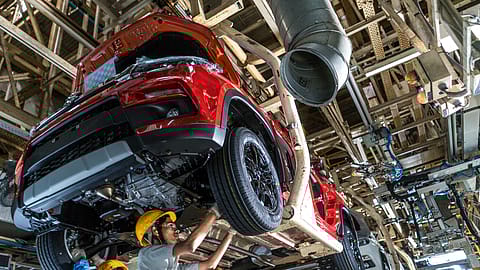 The powertrains of the new model, to be on sale in India, will be equipped with a mild hybrid developed by Suzuki and strong hybrid developed by Toyota.