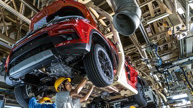Vehicle registrations decline in October Vehicle registrations decline in October