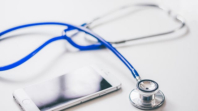 Dr Google, second opinions, and the informed patient Dr Google, second opinions, and the informed patient