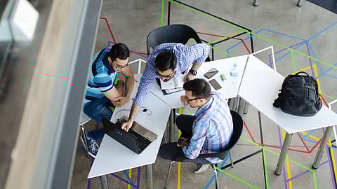 <a href="https://www.pexels.com/@visual-tag-mx-1321732?utm_content=attributionCopyText&utm_medium=referral&utm_source=pexels">Visual Tag Mx </a>from <a href="https://www.pexels.com/photo/top-view-photo-of-3-men-in-front-of-laptop-2566581/?utm_content=attributionCopyText&utm_medium=referral&utm_source=pexels">Pexels</a>