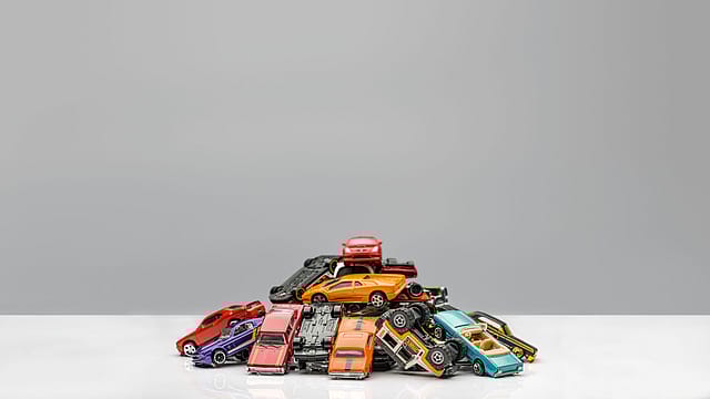 Passenger car sales fall 8.4% in December Passenger car sales fall 8.4% in December