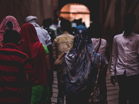 <a href="https://www.pexels.com/@byrahul?utm_content=attributionCopyText&utm_medium=referral&utm_source=pexels">Rahul </a>from <a href="https://www.pexels.com/photo/photo-of-people-walking-towards-gate-1009918/?utm_content=attributionCopyText&utm_medium=referral&utm_source=pexels">Pexels</a>
