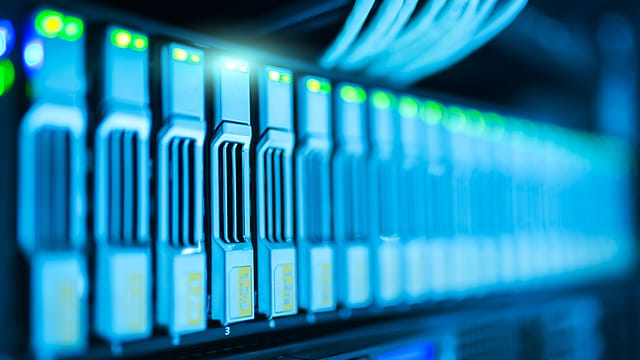 Humanising the complex world of data analytics through storytelling Humanising the complex world of data analytics through storytelling