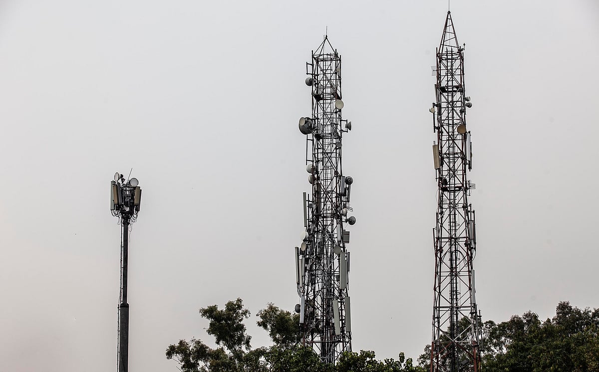 Telecom Bill clears path for allocating satcom spectrum