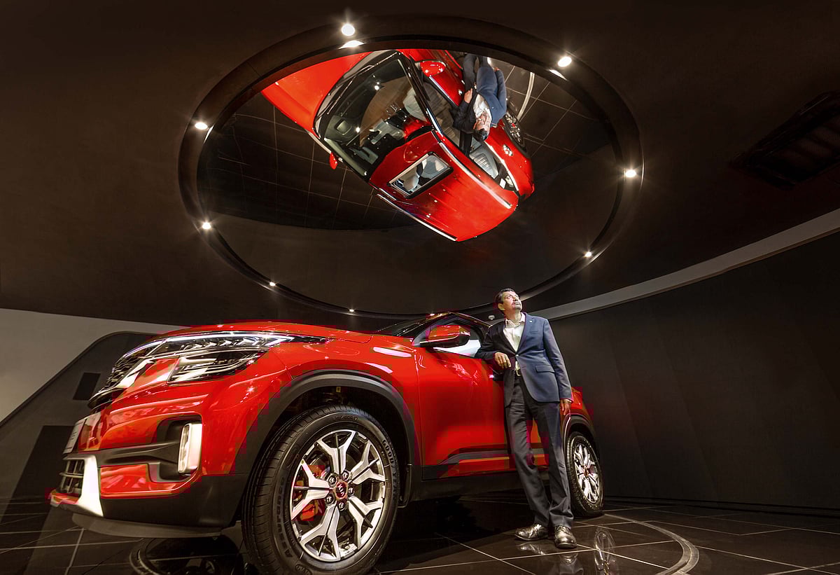 The outliers: Kia Seltos and MG Hector