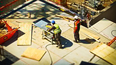 <a href="https://www.pexels.com/@pixabay?utm_content=attributionCopyText&utm_medium=referral&utm_source=pexels">Pixabay</a> from <a href="https://www.pexels.com/photo/2-man-on-construction-site-during-daytime-159306/?utm_content=attributionCopyText&utm_medium=referral&utm_source=pexels">Pexels</a>