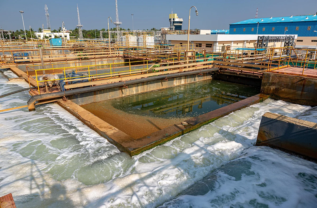 A total of 671 areas in the country have been affected by fluoride, 814 with arsenic, 14,049 with iron, 9,930 with salinity, 517 with nitrate and 111 with the presence of heavy metals, says the govt.