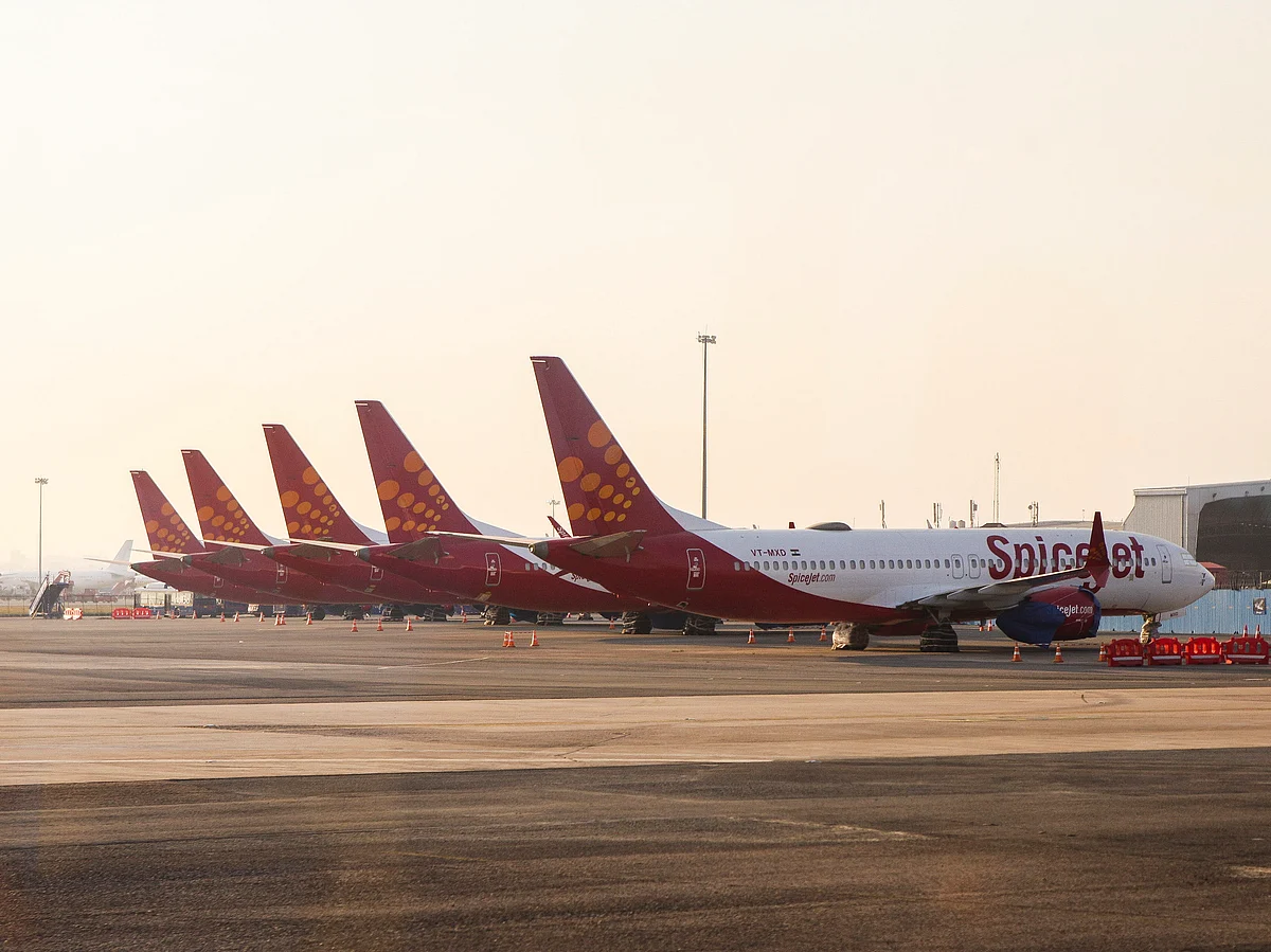 Spicejet plane at Indira Gandhi International (IGI) airport