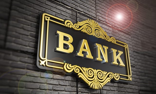 The importance of foreign banks during downturns 