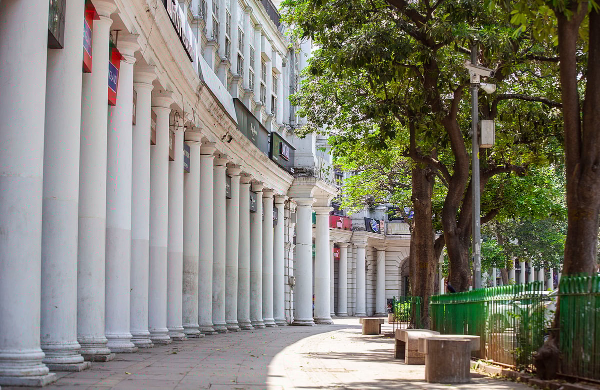 Weekend curfew brings Delhi-NCR to a halt