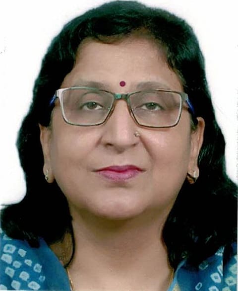 Smt. Rajni Hasija CMD, IRCTC.