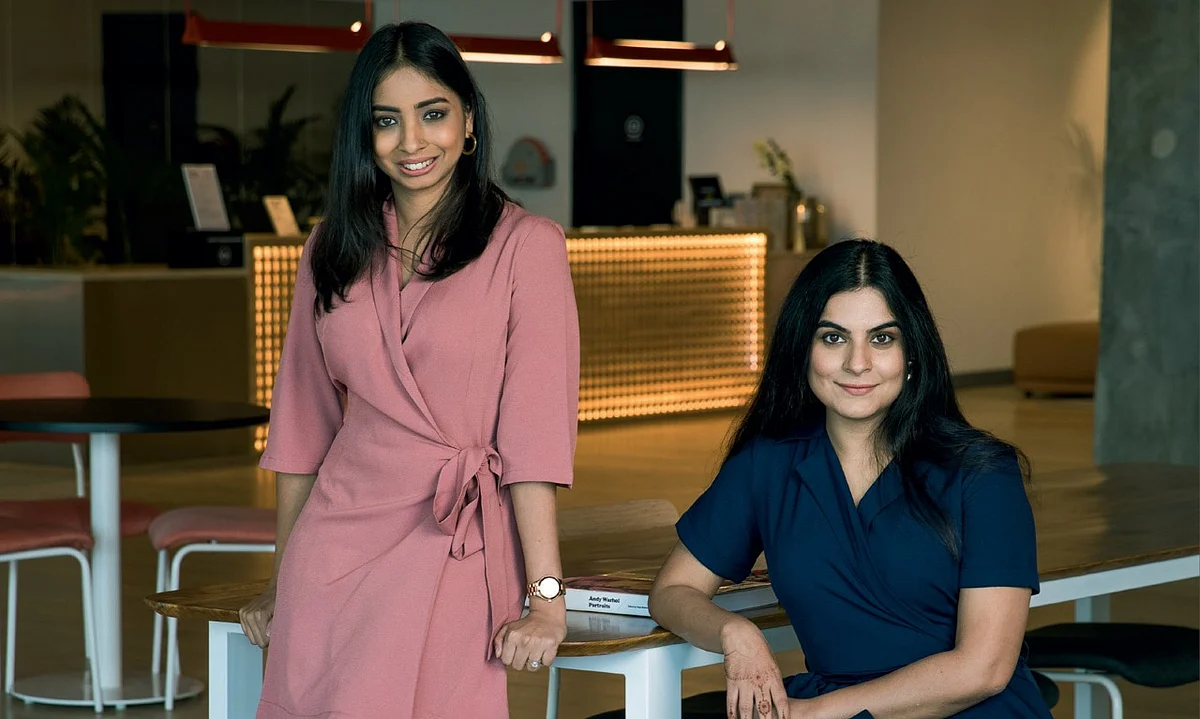 Shivani Poddar (left) and
Tanvi Malik, who set up
High Street Essentials in
2012, quickly pivoted to
work-from-home clothes
once the pandemic hit. 
