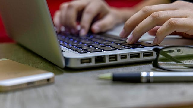 Delhi-NCR tops in fresher job postings at 21%, Bengaluru at 14%: Foundit Delhi-NCR tops in fresher job postings at 21%, Bengaluru at 14%: Foundit