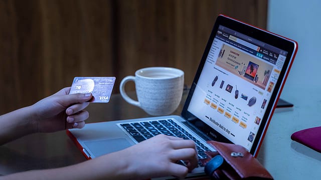 E-tail surges 25% in FY21: Bain & Co. E-tail surges 25% in FY21: Bain & Co.